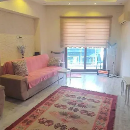 Apartment 1 Bed W Balcony Sea Views & Roof Terrace *